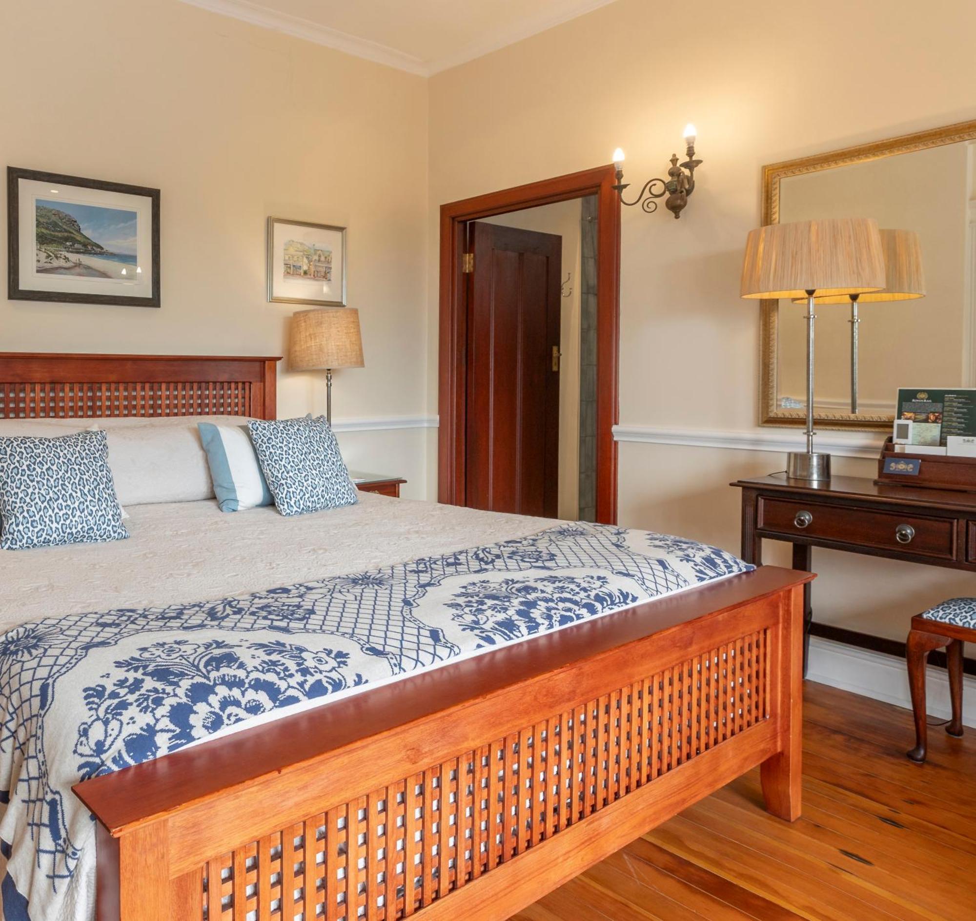 St James Guest Houses Kalk Bay Ngoại thất bức ảnh